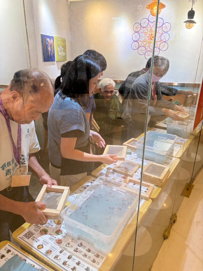 80-101歲老友記外展造紙工作坊