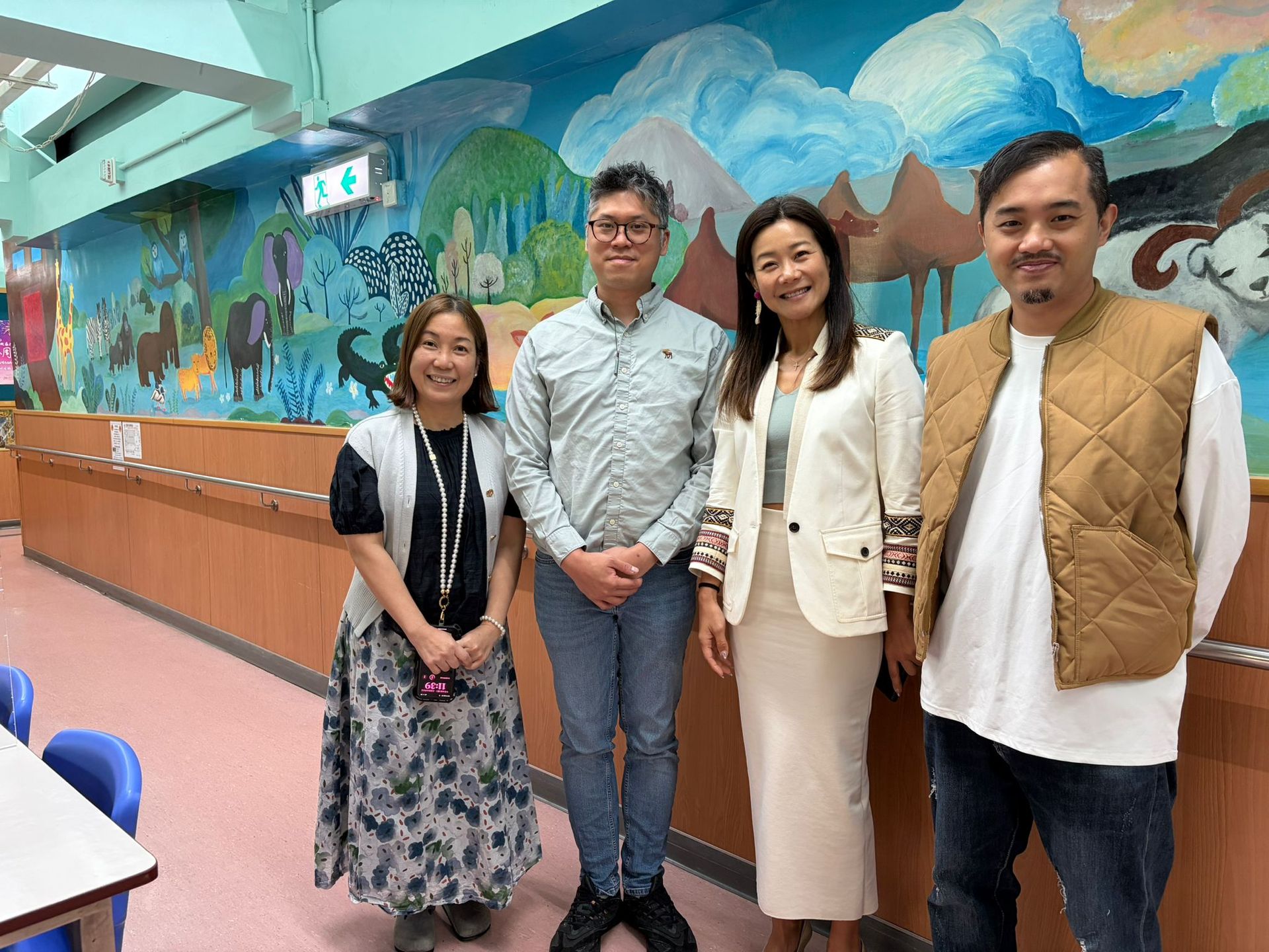 同Amy一齊探訪庇護工場